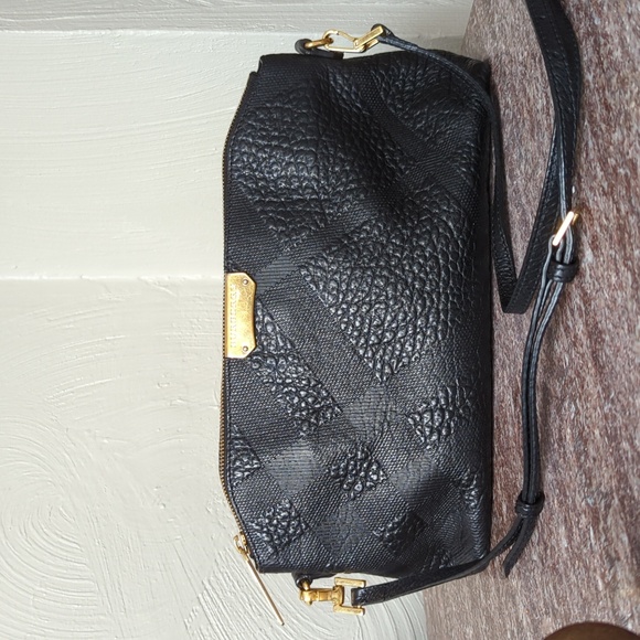 Burberry Black Grain Leather Chichester Purse - Picture 2 of 10